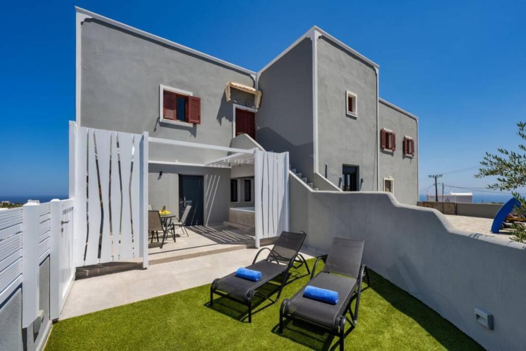 Christianna & George Luxury Hot Tub Apartment Fira (Santorini) Exterior foto